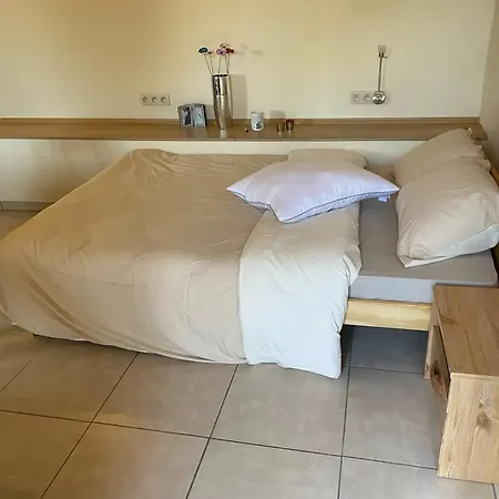 Cozy In 15 M² With Garden Apartament