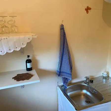 Apartament Cozy In 15 M² With Garden