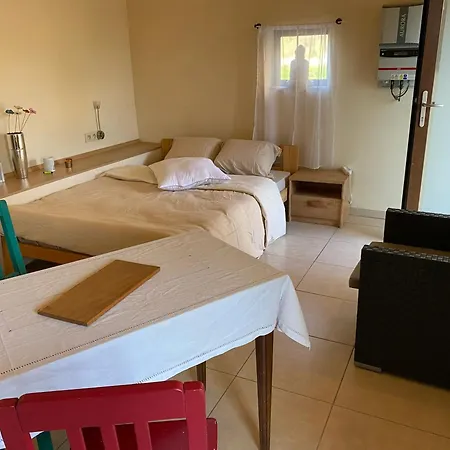 Apartament Cozy In 15 M² With Garden Ohey